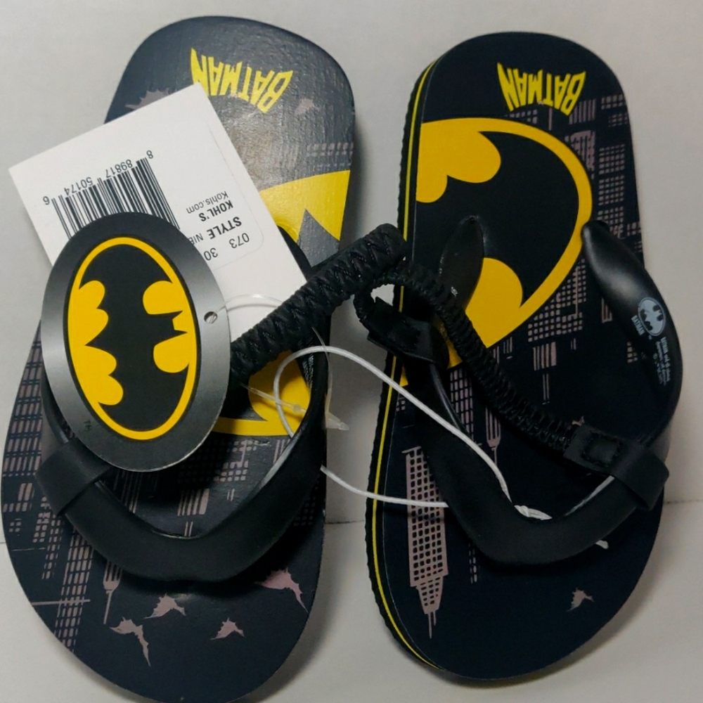 Kids Black Batman Sandals Size 7/8 NWT